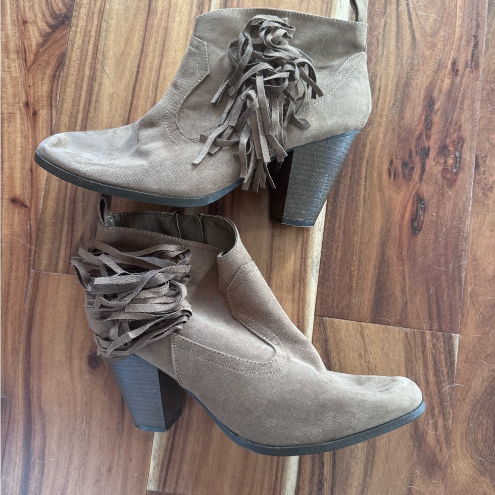 Booties sz 10